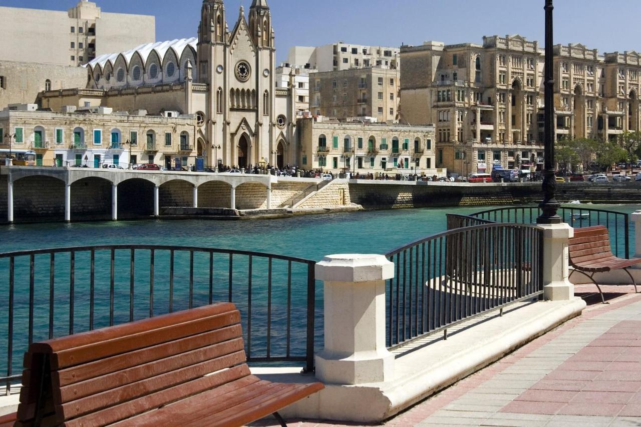 Deluxe Apartment With Valletta And Harbour Views Sliema Ngoại thất bức ảnh