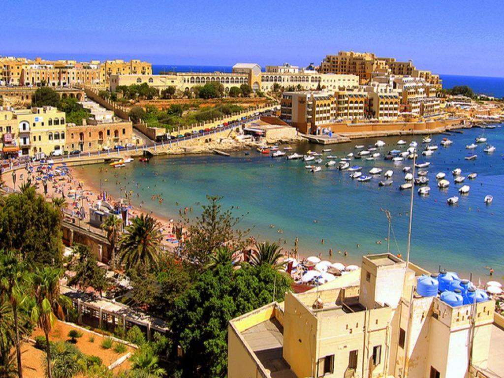 Deluxe Apartment With Valletta And Harbour Views Sliema Ngoại thất bức ảnh