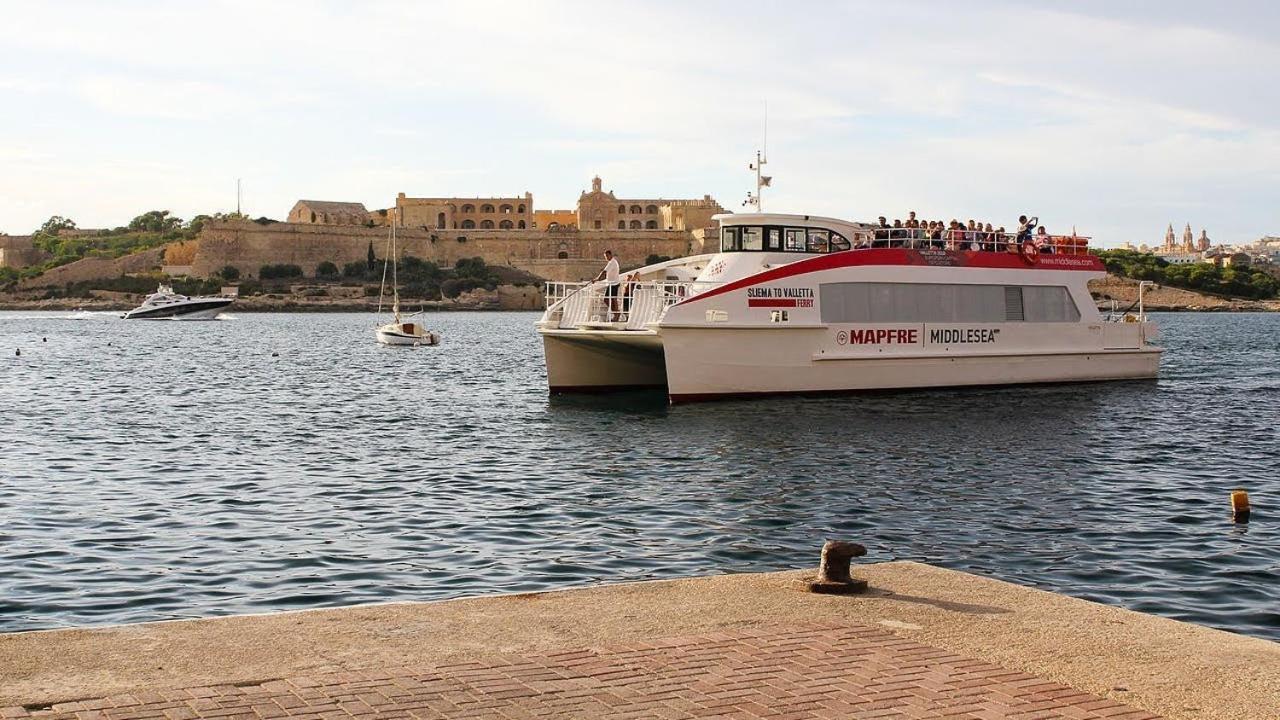 Deluxe Apartment With Valletta And Harbour Views Sliema Ngoại thất bức ảnh
